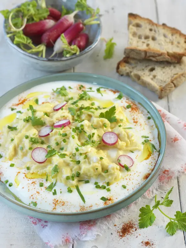 Œufs brouillés au yaourt